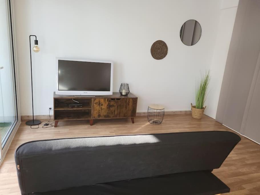 Superbe Apartement En Residence Avec Piscine Roses Zewnętrze zdjęcie