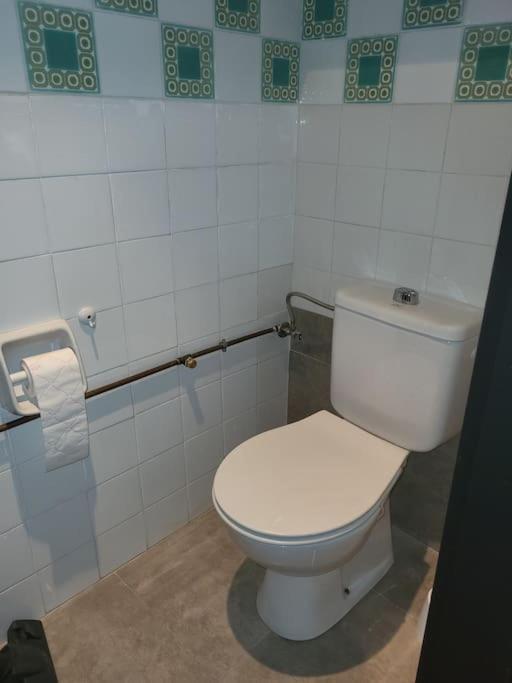 Superbe Apartement En Residence Avec Piscine Roses Zewnętrze zdjęcie