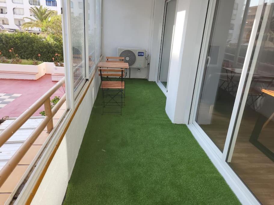 Superbe Apartement En Residence Avec Piscine Roses Zewnętrze zdjęcie